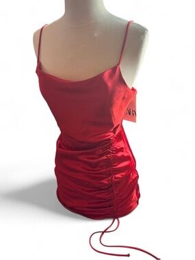 Red Zara bodycon dress with ruched detailing Size: XS new with tag